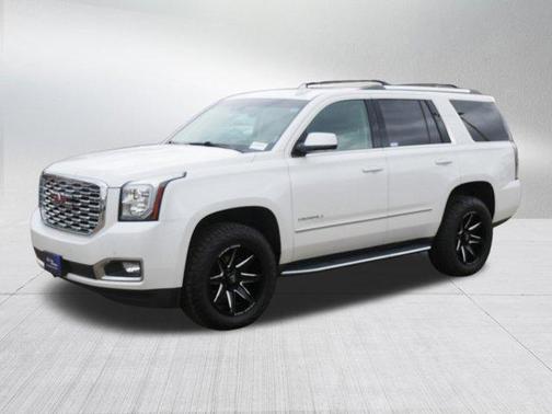 White Frost Tricoat 2018 GMC Yukon Denali