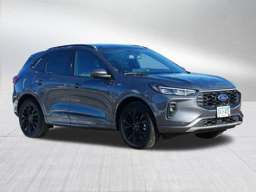 2025 Ford Escape ST-Line Elite