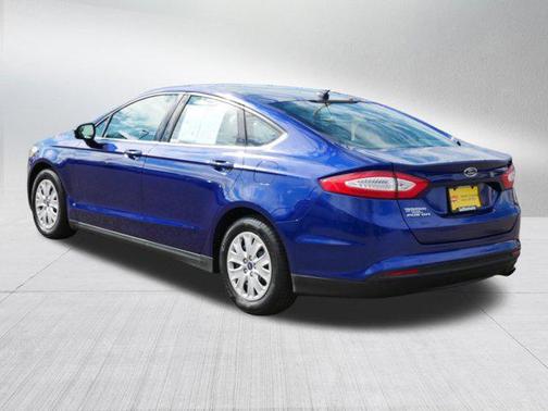 2013 Ford Fusion S