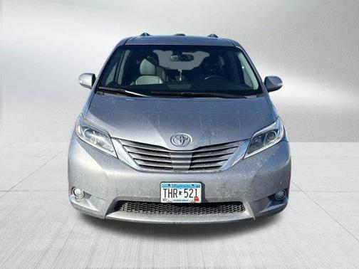 2017 Toyota Sienna Limited Premium