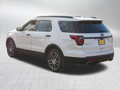 White Platinum Metallic Tri-Coat 2017 Ford Explorer sport