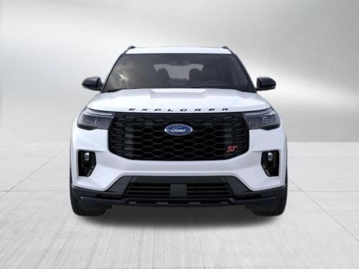 Star White Metallic Tri-Coat 2026 Ford Explorer ST