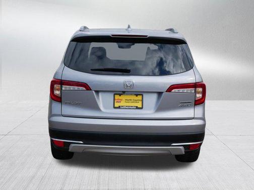Lunar Silver Metallic 2020 Honda Pilot Touring 8-Passenger