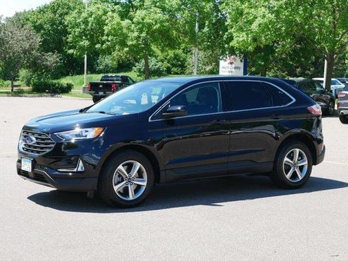 Photo 5 of 36 of 2022 Ford Edge SEL