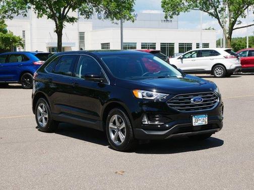 Photo 2 of 36 of 2022 Ford Edge SEL