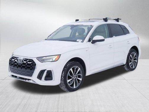2024 Audi Q5 45 S line Premium Plus