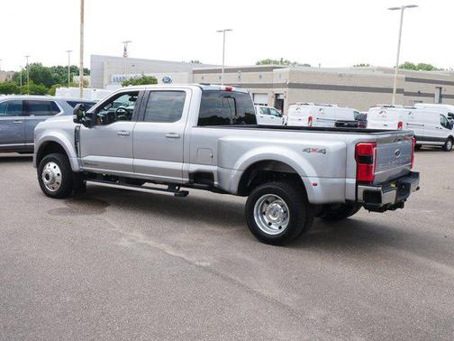 2024 Ford F-450 Lariat