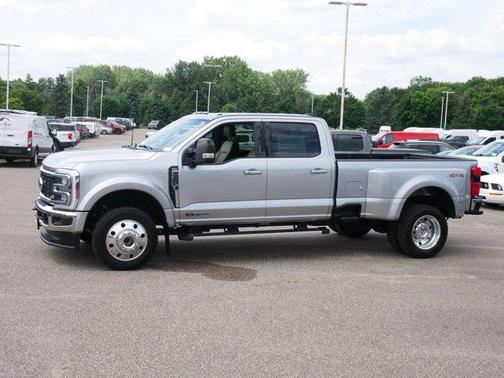 2024 Ford F-450 Lariat