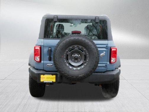 Azure Gray Metallic Tri-Coat 2025 Ford Bronco Base