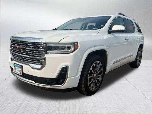 2022 GMC Acadia Denali