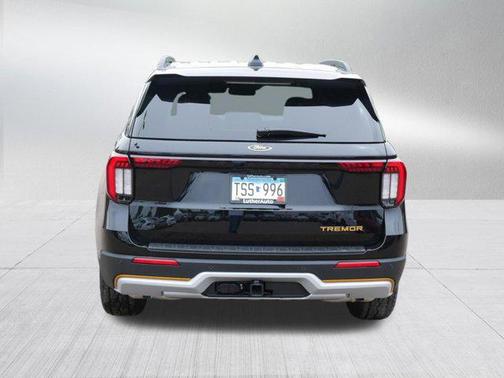 Agate Black Metallic 2026 Ford Explorer Tremor