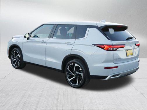 2023 Mitsubishi Outlander SE 2.5 S-AWC