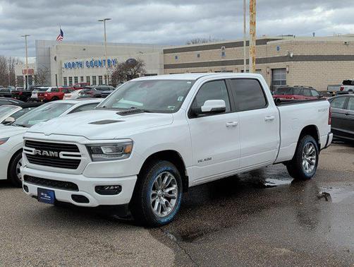 Bright White Clearcoat 2023 RAM 1500 Laramie
