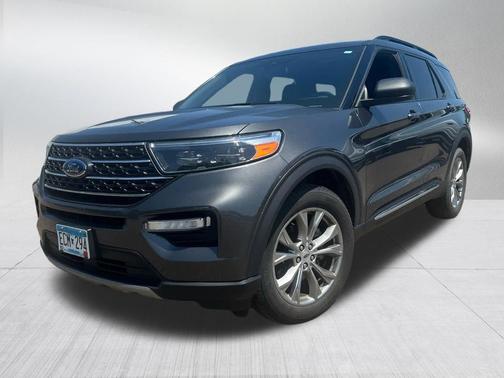 Magnetic Metallic 2020 Ford Explorer XLT