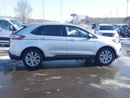 Ingot Silver Metallic 2019 Ford Edge Titanium