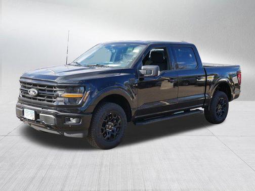 Agate Black Metallic 2026 Ford F-150 XLT