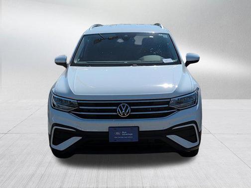 Pure White 2022 Volkswagen Tiguan 2.0T SE 4MOTION
