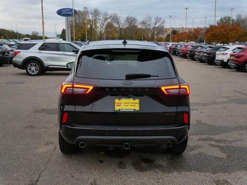 2023 Ford Escape ST-Line Select