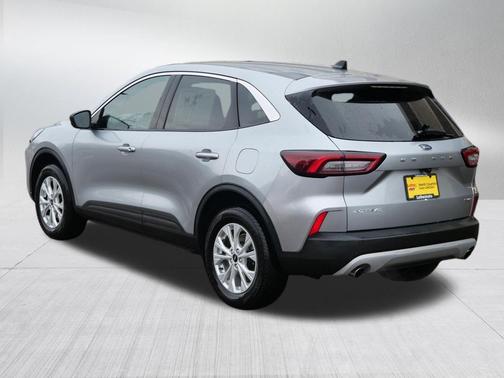 Iconic Silver Metallic 2024 Ford Escape Active