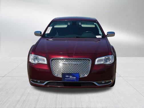 2016 Chrysler 300 Limited