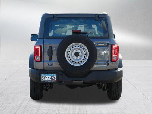 Carbonized Gray Metallic 2025 Ford Bronco Base