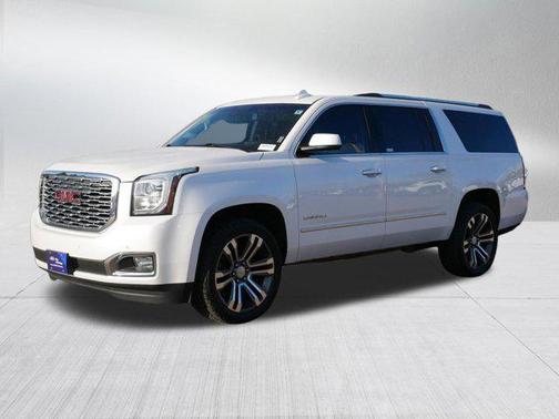 White Frost Tricoat 2019 GMC Yukon XL Denali