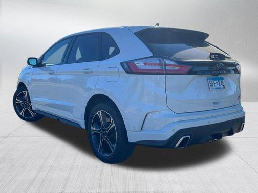 2022 Ford Edge ST