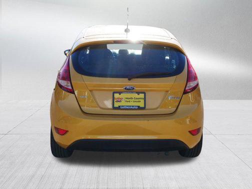 2011 Ford Fiesta SES