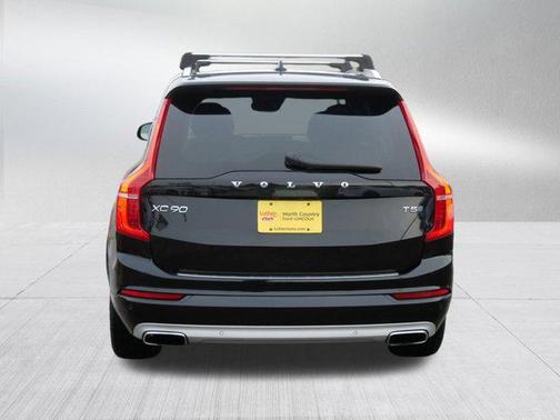 2020 Volvo XC90 T5 Momentum