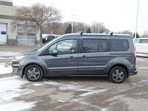 2023 Ford Transit Connect Titanium w/Rear Liftgate