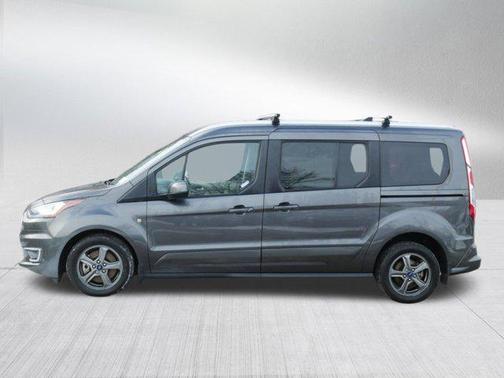 2023 Ford Transit Connect Titanium w/Rear Liftgate