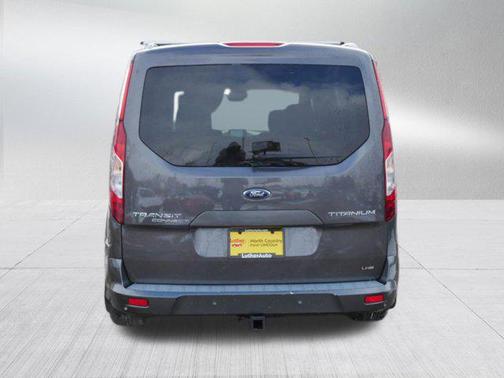 2023 Ford Transit Connect Titanium w/Rear Liftgate