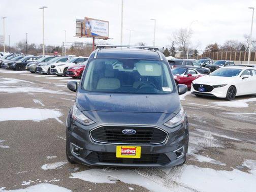 2023 Ford Transit Connect Titanium w/Rear Liftgate