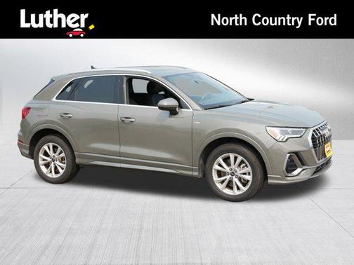 2023 Audi Q3 S line Premium