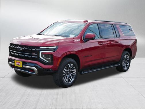 Radiant Red Tintcoat 2026 Chevrolet Suburban Z71, 4WD
