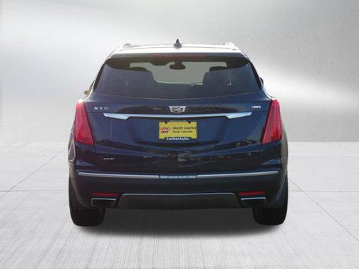 2017 Cadillac XT5 Platinum