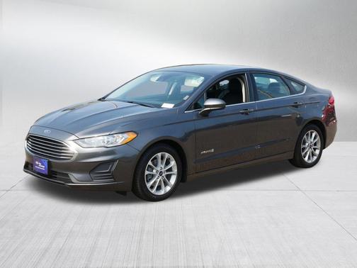 Magnetic Metallic 2019 Ford Fusion Hybrid SE