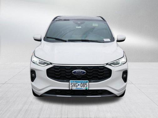 2025 Ford Escape ST-Line Elite