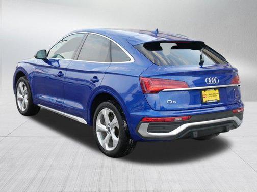 2022 Audi Q5 45 S line Premium Plus