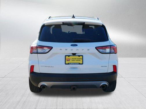 2022 Ford Escape Titanium
