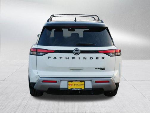 2023 Nissan Pathfinder Platinum 4WD