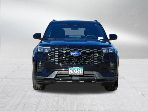 Agate Black Metallic 2026 Ford Explorer ST-Line