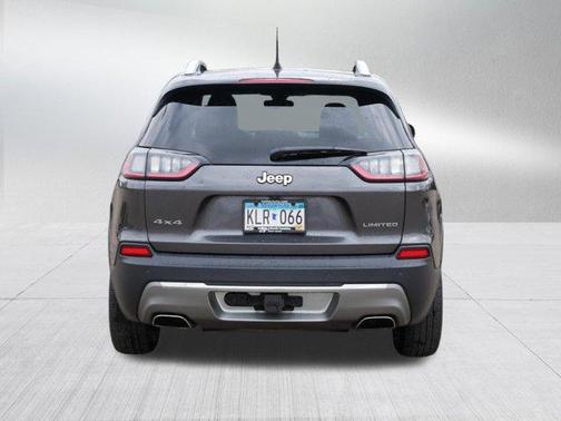 Granite Crystal Metallic Clearcoat 2019 Jeep Cherokee Limited