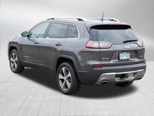 Granite Crystal Metallic Clearcoat 2019 Jeep Cherokee Limited