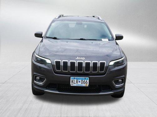 Granite Crystal Metallic Clearcoat 2019 Jeep Cherokee Limited
