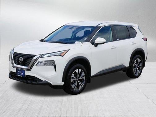 Pearl White Tricoat 2023 Nissan Rogue SV