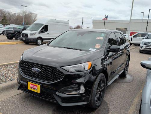 Agate Black Metallic 2023 Ford Edge ST Line