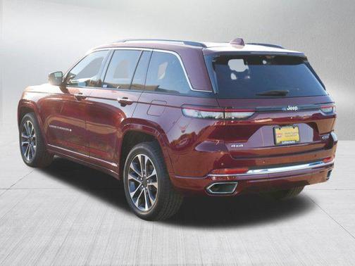 2022 Jeep Grand Cherokee Overland