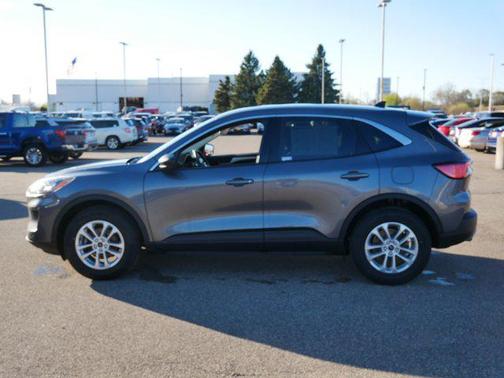 Carbonized Gray Metallic 2022 Ford Escape SE