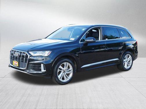 2024 Audi Q7 55 Premium Plus